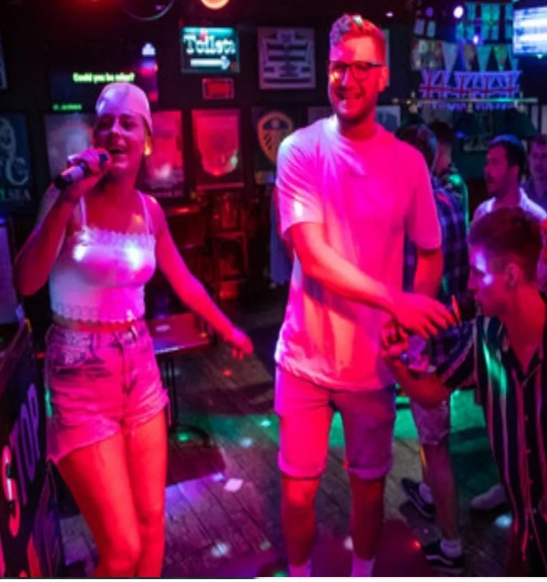 Soirée karaoké après le blind test